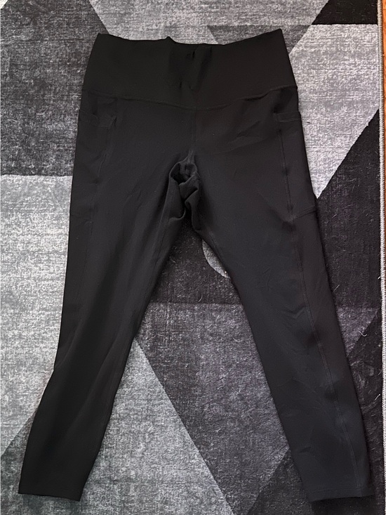 Offline Pants - High-Waist Black Leggings with Side Pockets - Women